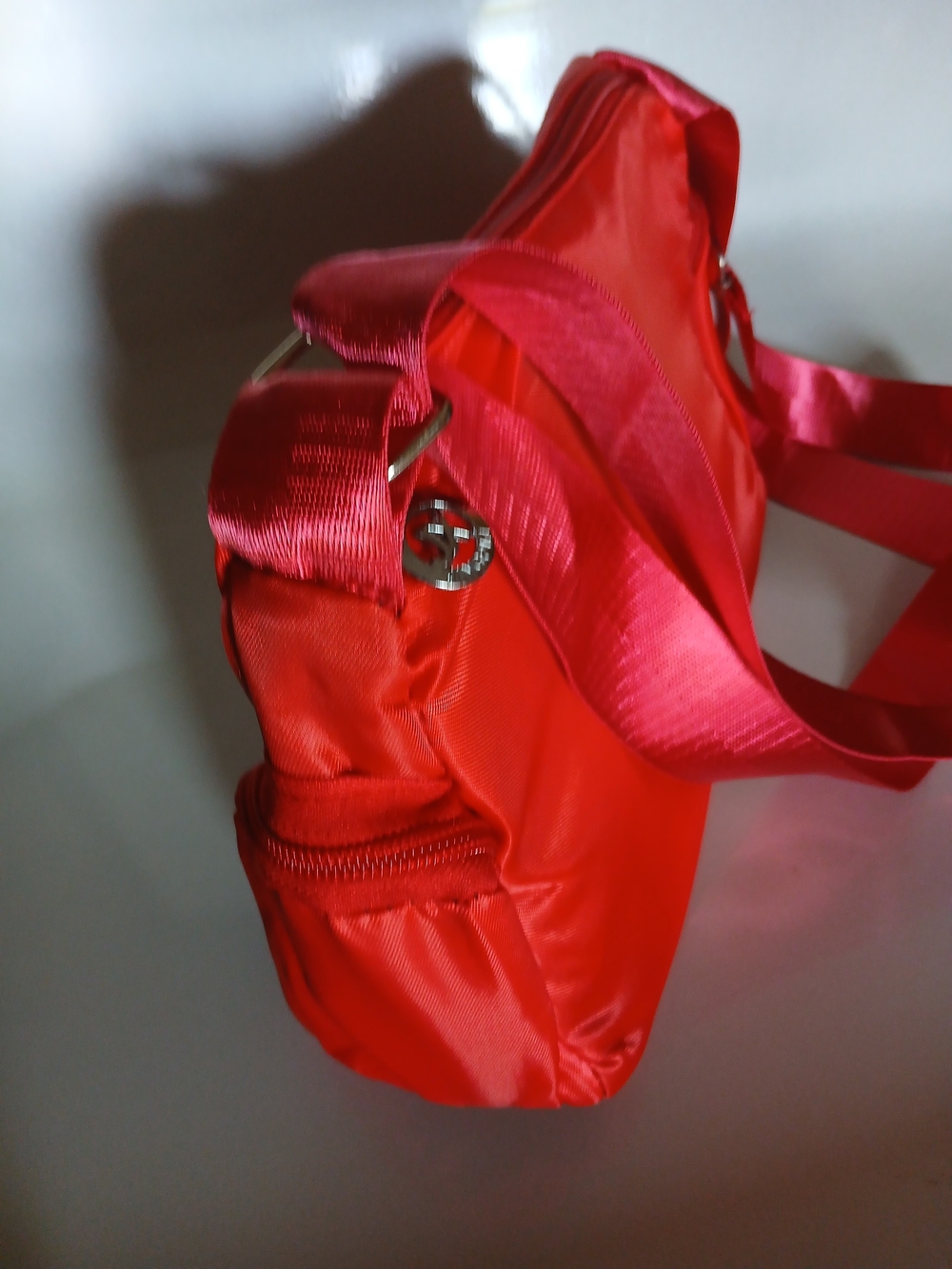 Red Multi-Pocket Crossbody Bag - Women's Shoulder Bag - Picture 3 of 4